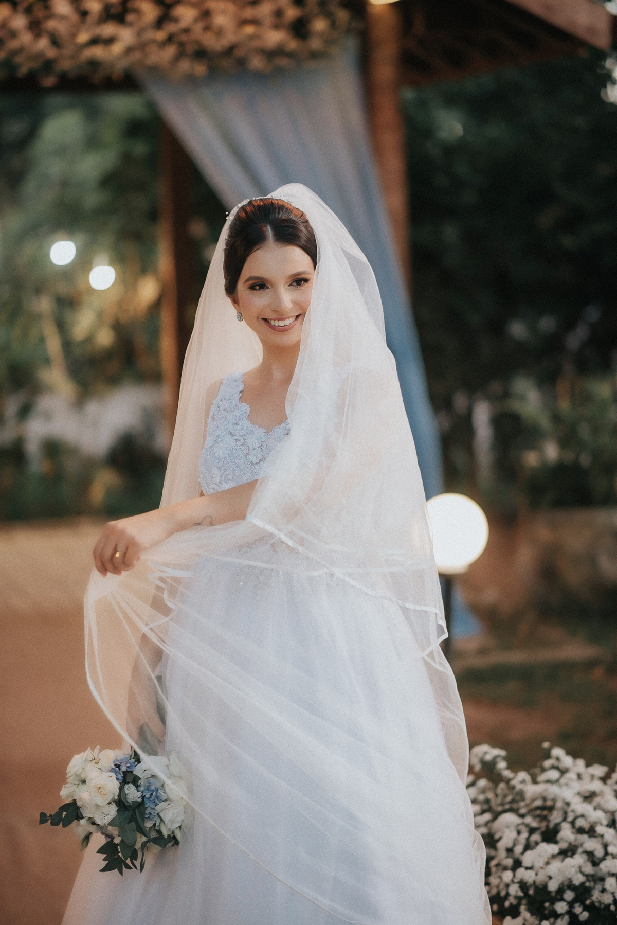 granja vitória, casamento de dia, casamento ao ar livre, fotos espontâneas, Santa Rita, João Pessoa, fotografo em João Pessoa, casamento no por do sol, Thais Mendonça cerimonialista, fotos criativas com padrinhos, fotos com os noivos, fotos da noiva,