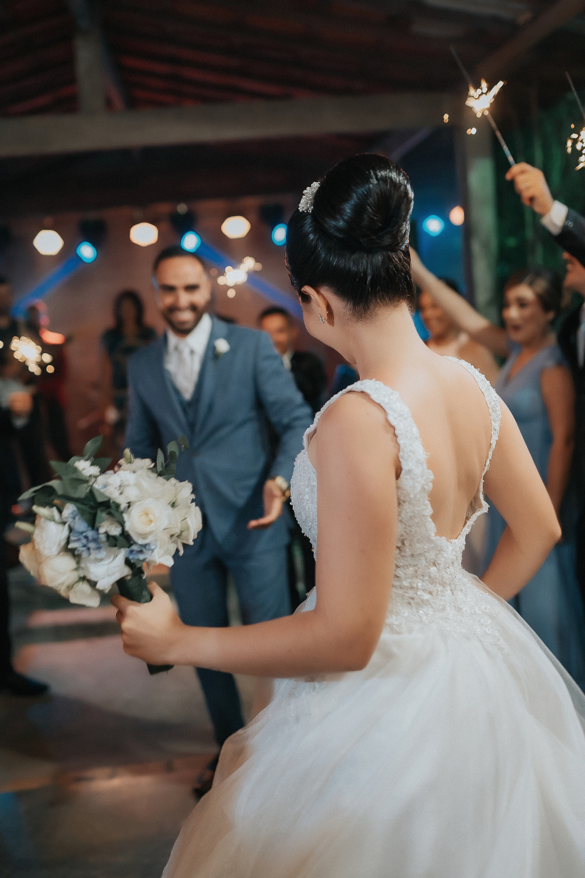 granja vitória, casamento de dia, casamento ao ar livre, fotos espontâneas, Santa Rita, João Pessoa, fotografo em João Pessoa, casamento no por do sol, Thais Mendonça cerimonialista, fotos criativas com padrinhos, fotos com os noivos, fotos da noiva,