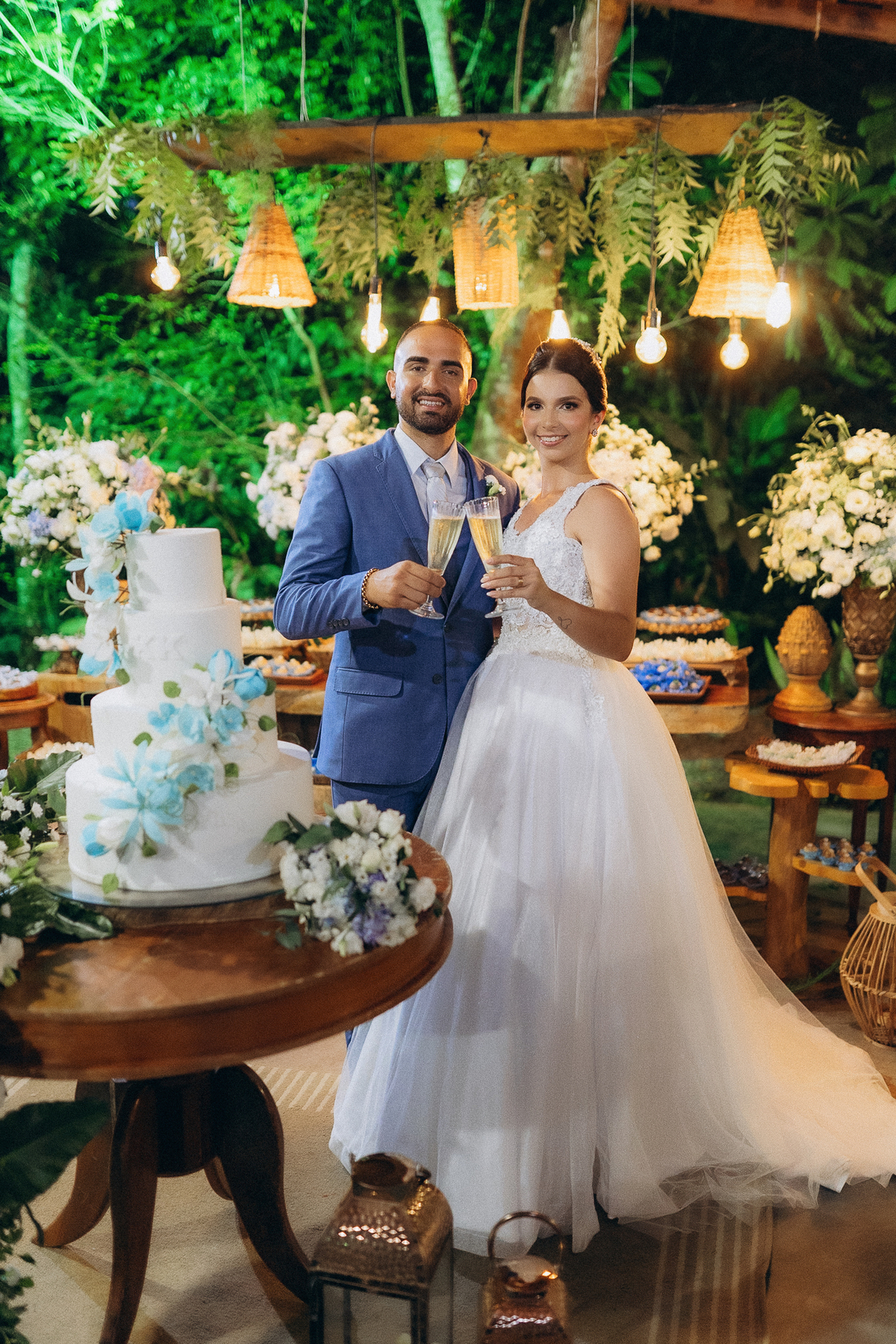 granja vitória, casamento de dia, casamento ao ar livre, fotos espontâneas, Santa Rita, João Pessoa, fotografo em João Pessoa, casamento no por do sol, Thais Mendonça cerimonialista, fotos criativas com padrinhos, fotos com os noivos, fotos da noiva,