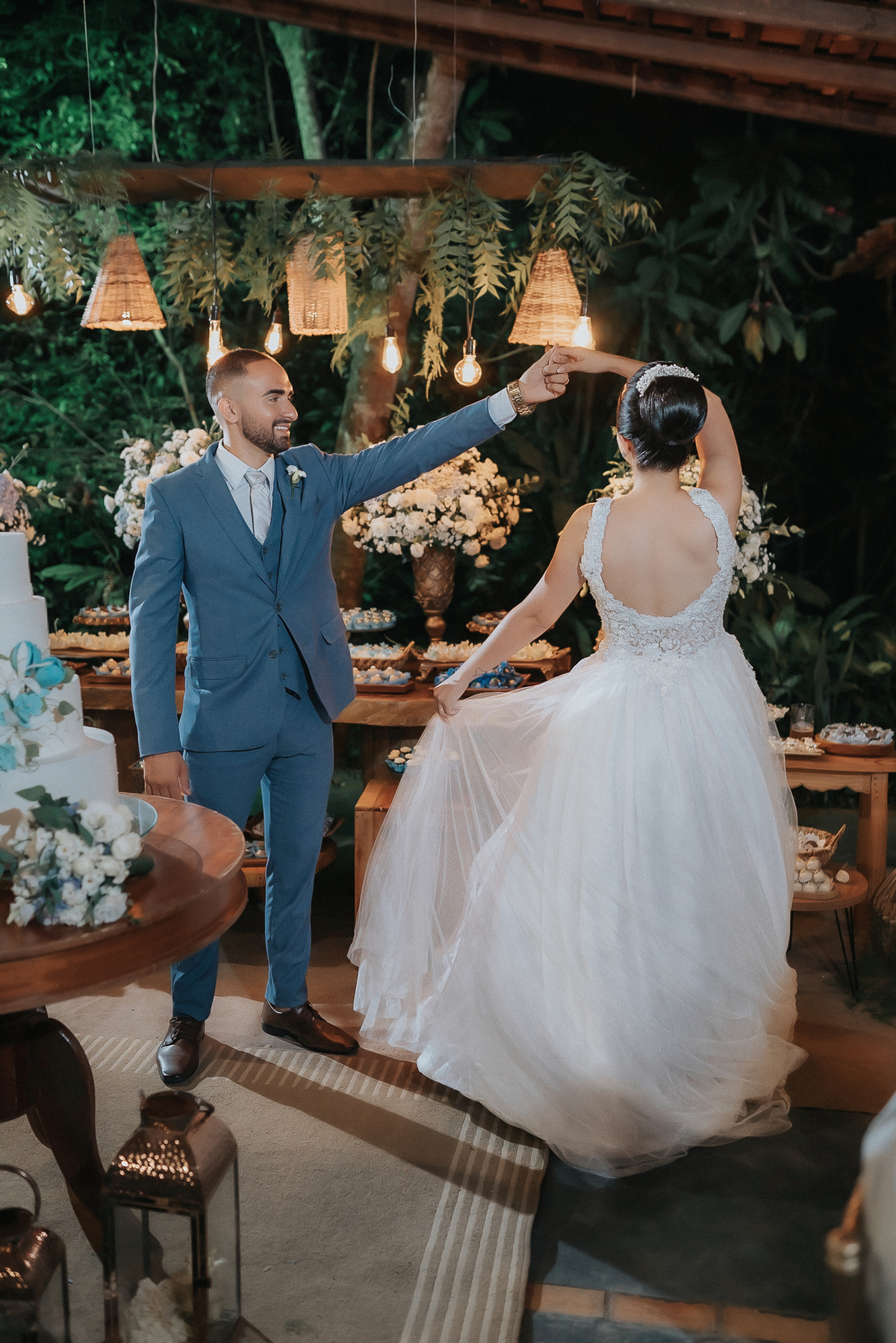 granja vitória, casamento de dia, casamento ao ar livre, fotos espontâneas, Santa Rita, João Pessoa, fotografo em João Pessoa, casamento no por do sol, Thais Mendonça cerimonialista, fotos criativas com padrinhos, fotos com os noivos, fotos da noiva,