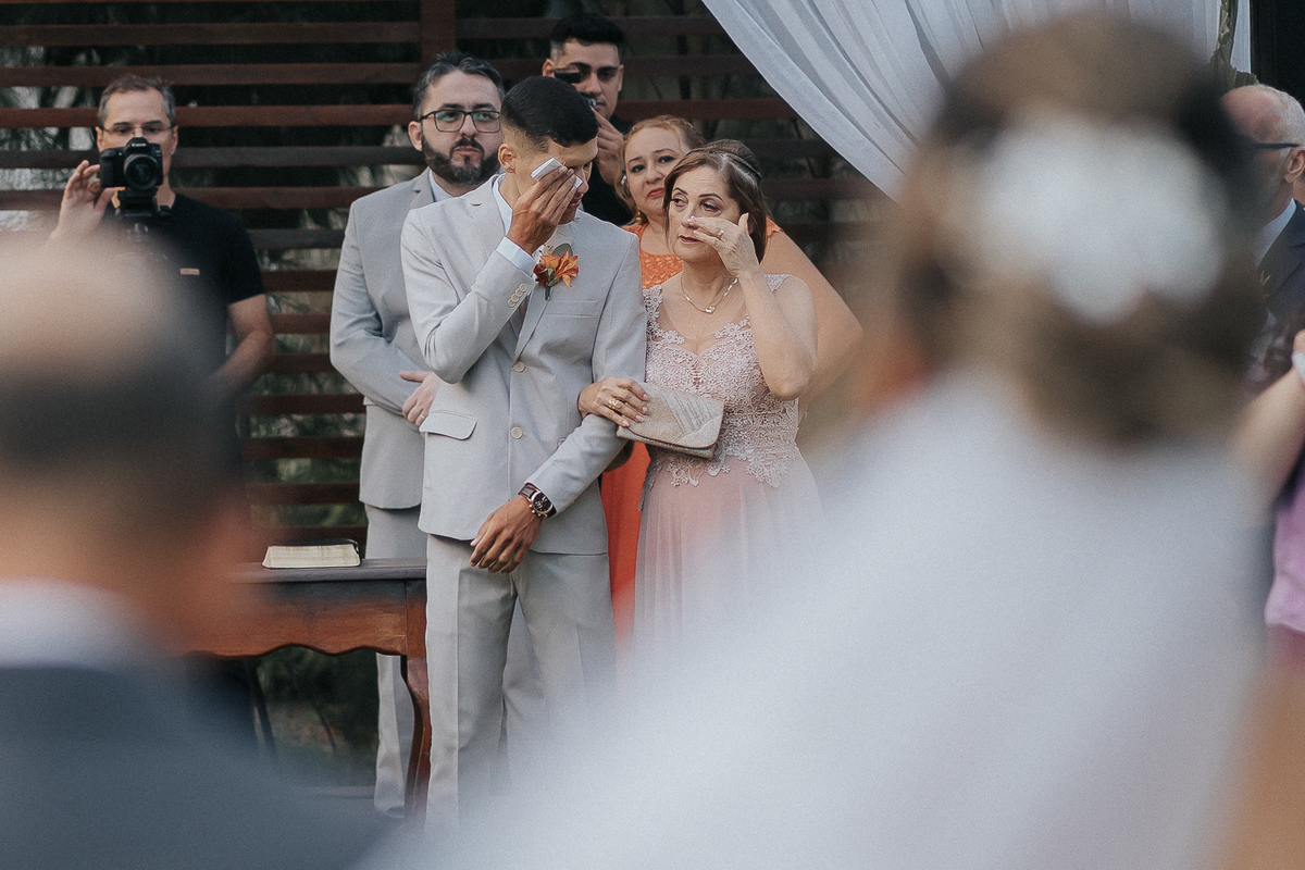 casamento de dia, porto castelo, Santa Rita,  momento de emoção no casamento, cerimonia de casamento de dia,  entrada da noiva