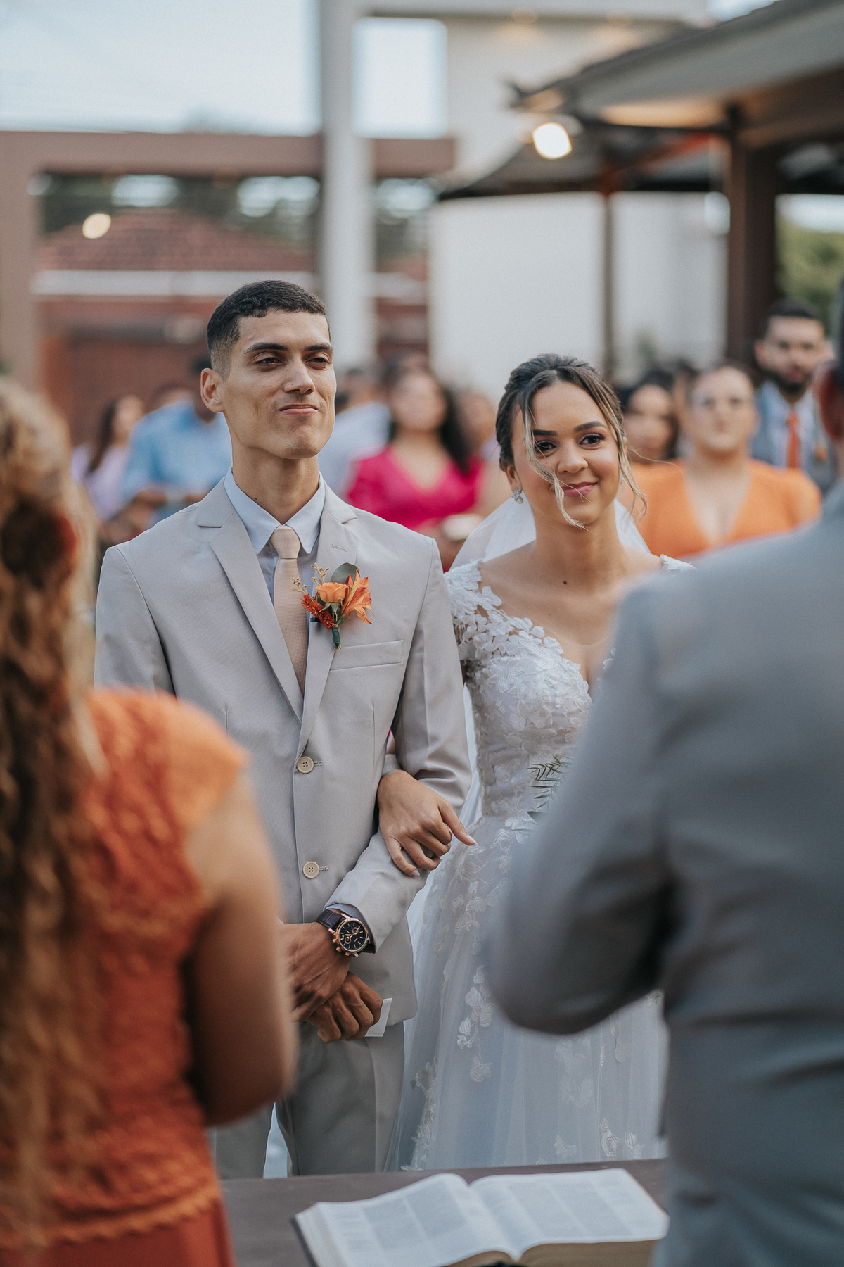 casamento de dia, porto castelo, Santa Rita,  momento de emoção no casamento, cerimonia de casamento de dia,  entrada da noiva