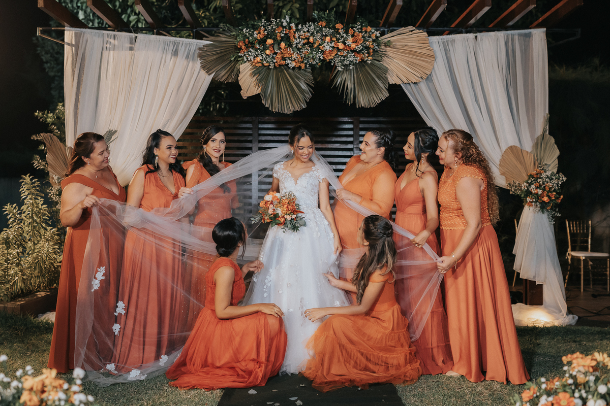 casamento de dia, porto castelo, Santa Rita,  momento de emoção no casamento, cerimonia de casamento de dia, fotos com padrinhos,