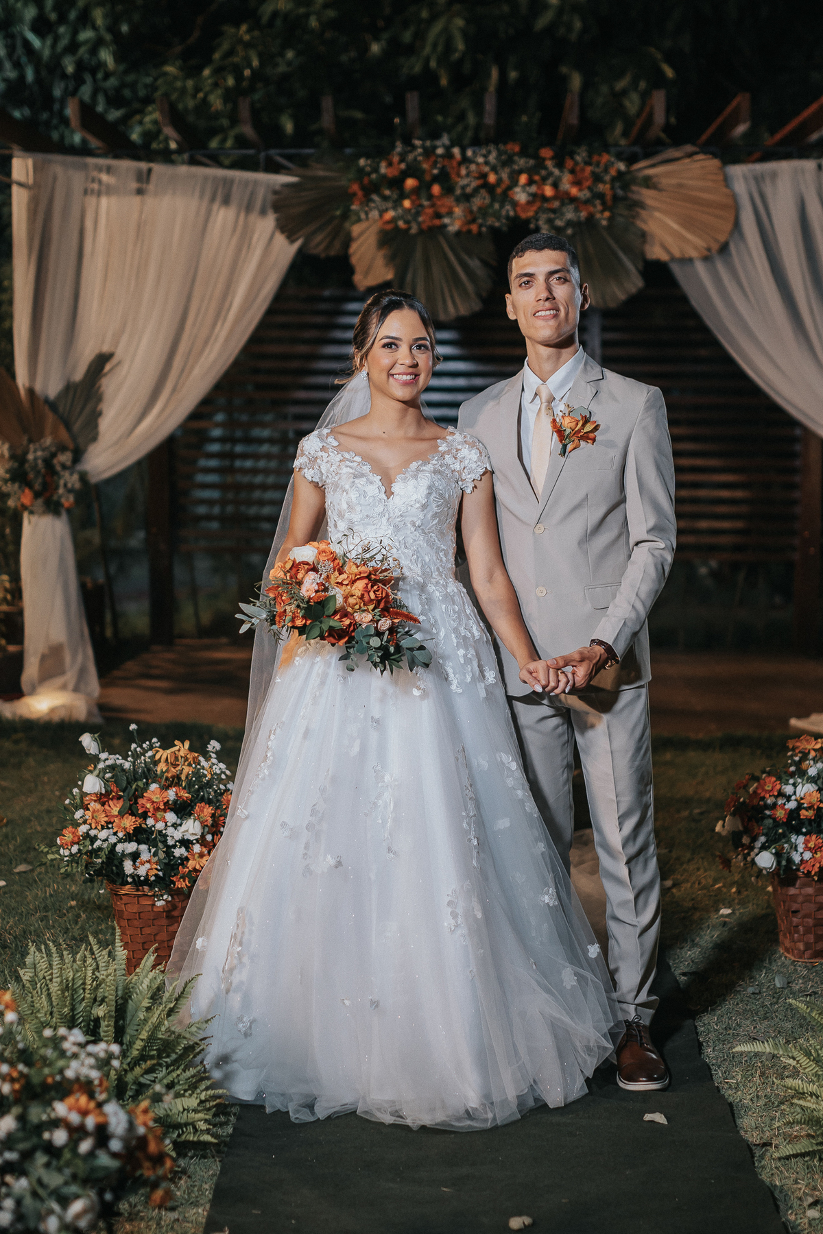 casamento de dia, porto castelo, Santa Rita,  momento de emoção no casamento, cerimonia de casamento de dia, fotos com padrinhos, fotos dos noivos, fotos da noivas,