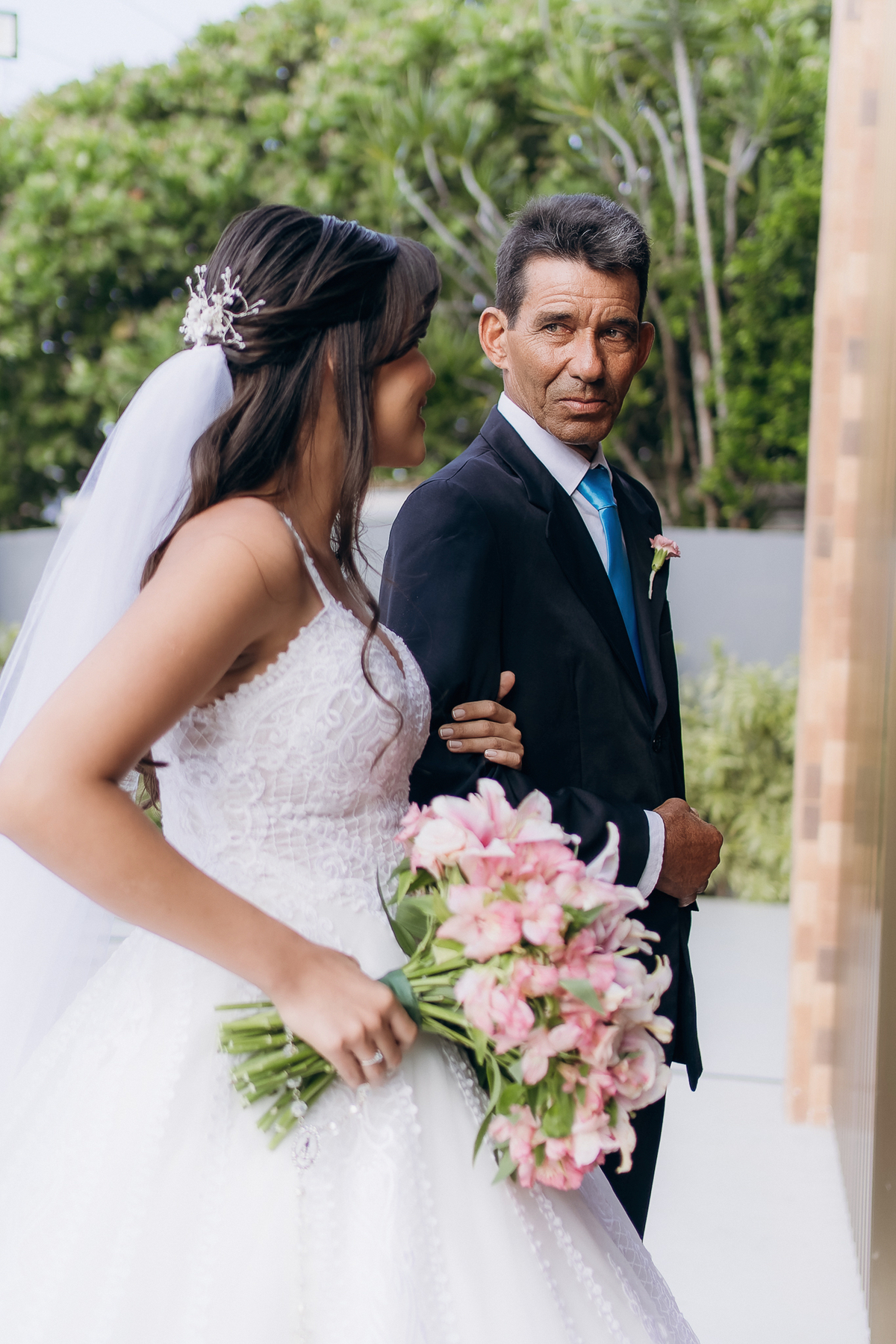 casamento de dia, paroquia nossa senhora de Guadalupe, entrada da noiva