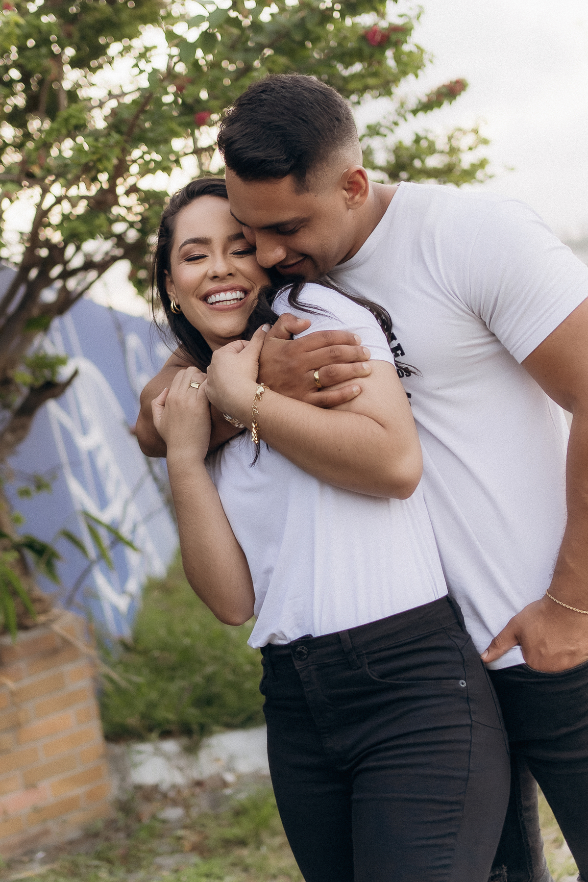 pre wedding ao ar livre em João Pessoa, pré wedding praia do cabo branco, por do sol, praia do cabo branco, pré casamento, ensaio casal, solar cabo branco recepções, João Pessoa, Daniel Araujo fotografia,