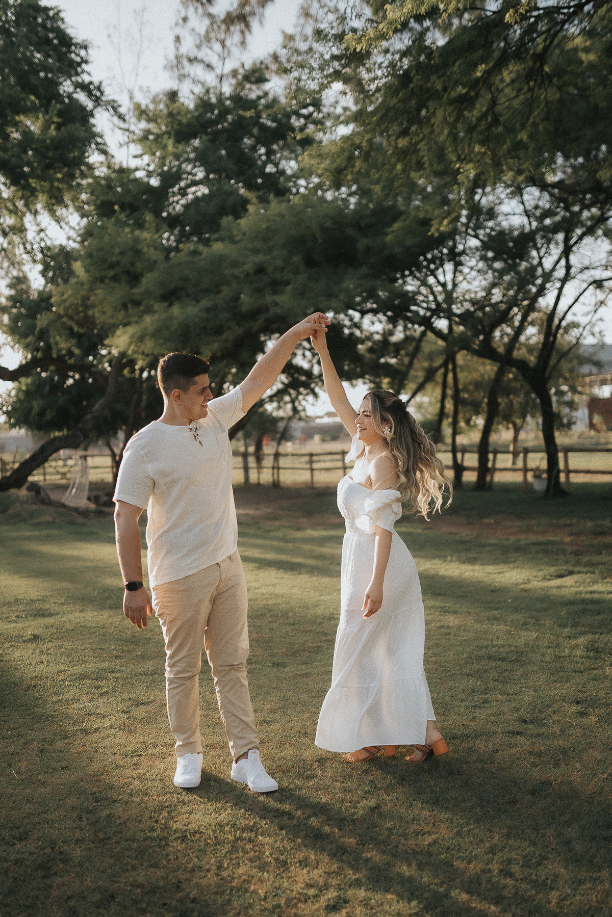 pré wedding no haras por do sol, cabedelo, por do sol do jacaré, pre casamento, ensaio casal, por do sol, haras por do sol, 