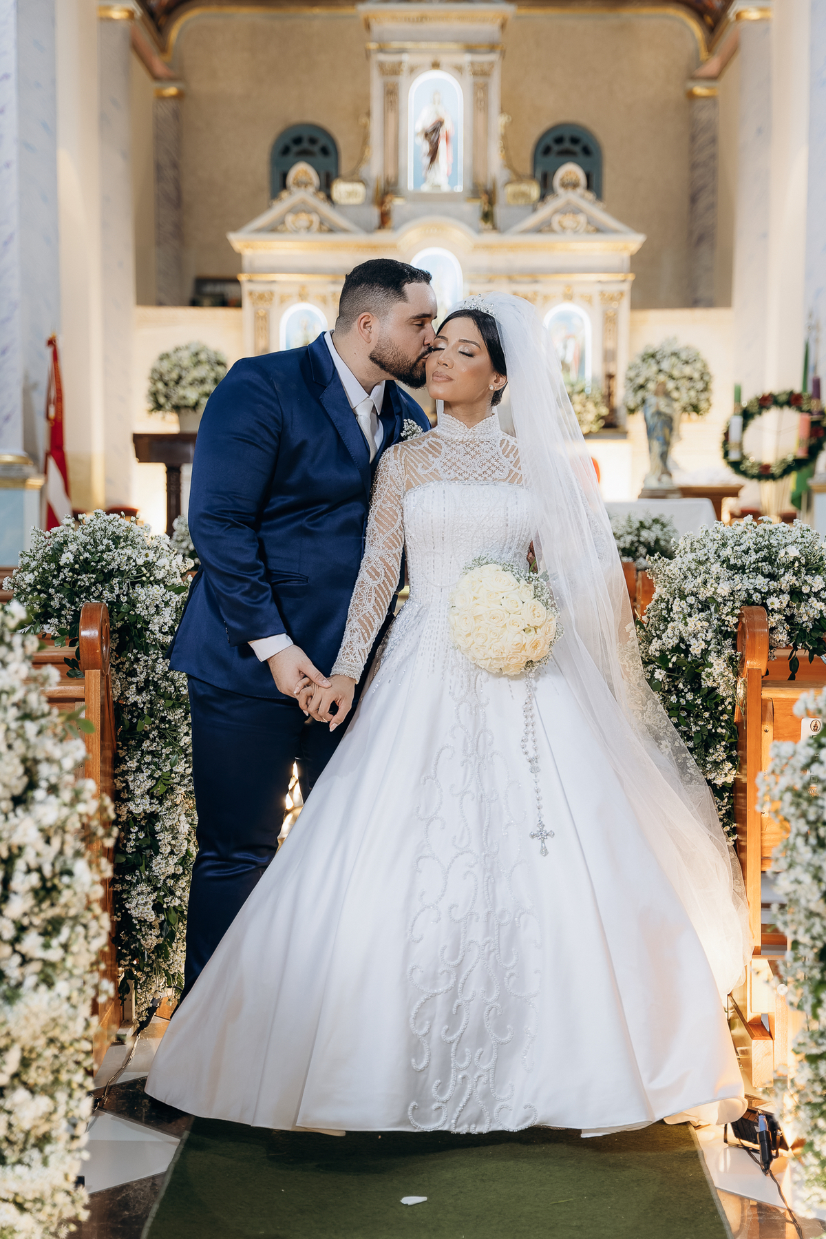 casamento, marriage recepções, igreja mãe dos homens, João Pessoa, entrada do noivo, decoração de casamento, fotos dos noivos, retrato dos noivos,