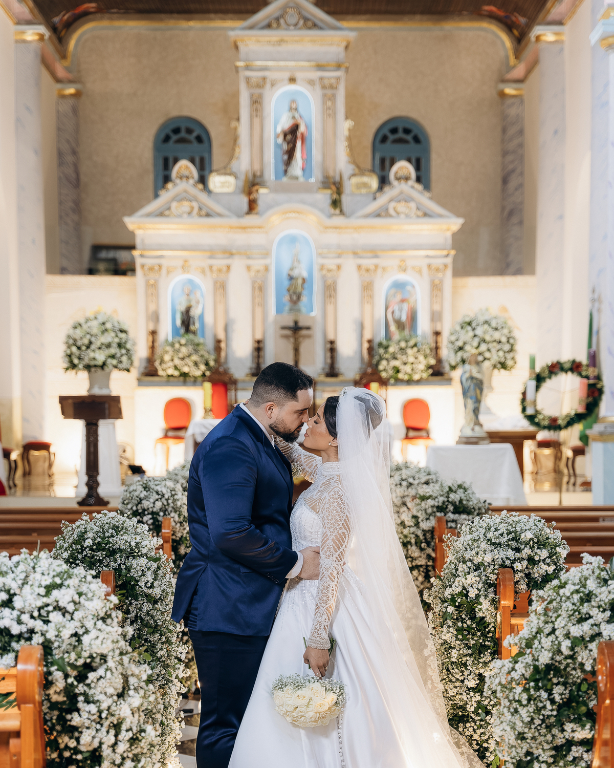 casamento, marriage recepções, igreja mãe dos homens, João Pessoa, entrada do noivo, decoração de casamento, fotos dos noivos, retrato dos noivos,