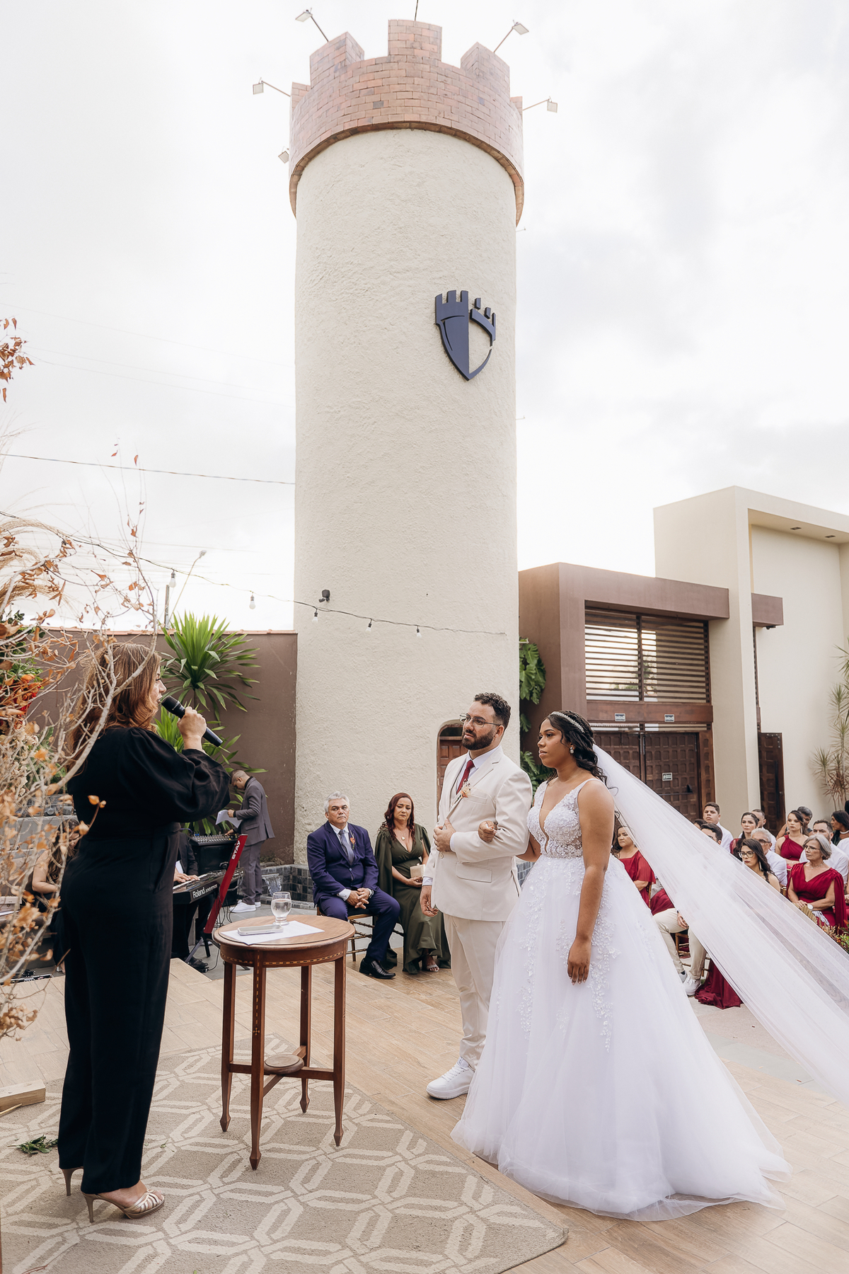 casamento de dia, porto castelo, Santa Rita,  momento de emoção no casamento, cerimonia de casamento de dia, noiva emocionada,