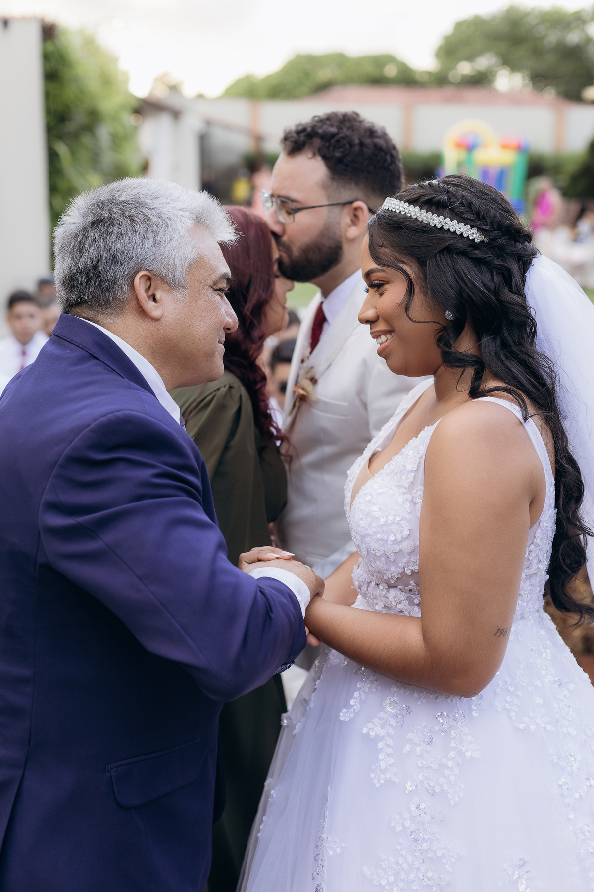 casamento de dia, porto castelo, Santa Rita,  momento de emoção no casamento, cerimonia de casamento de dia, noiva emocionada, lava pés durante o casamento,