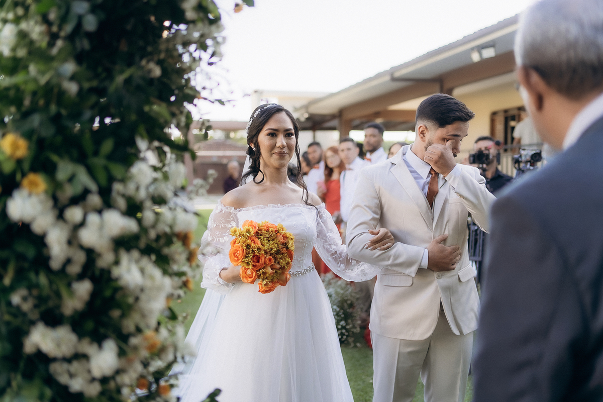 casamento de dia, porto castelo, Santa Rita, noivos emocionados