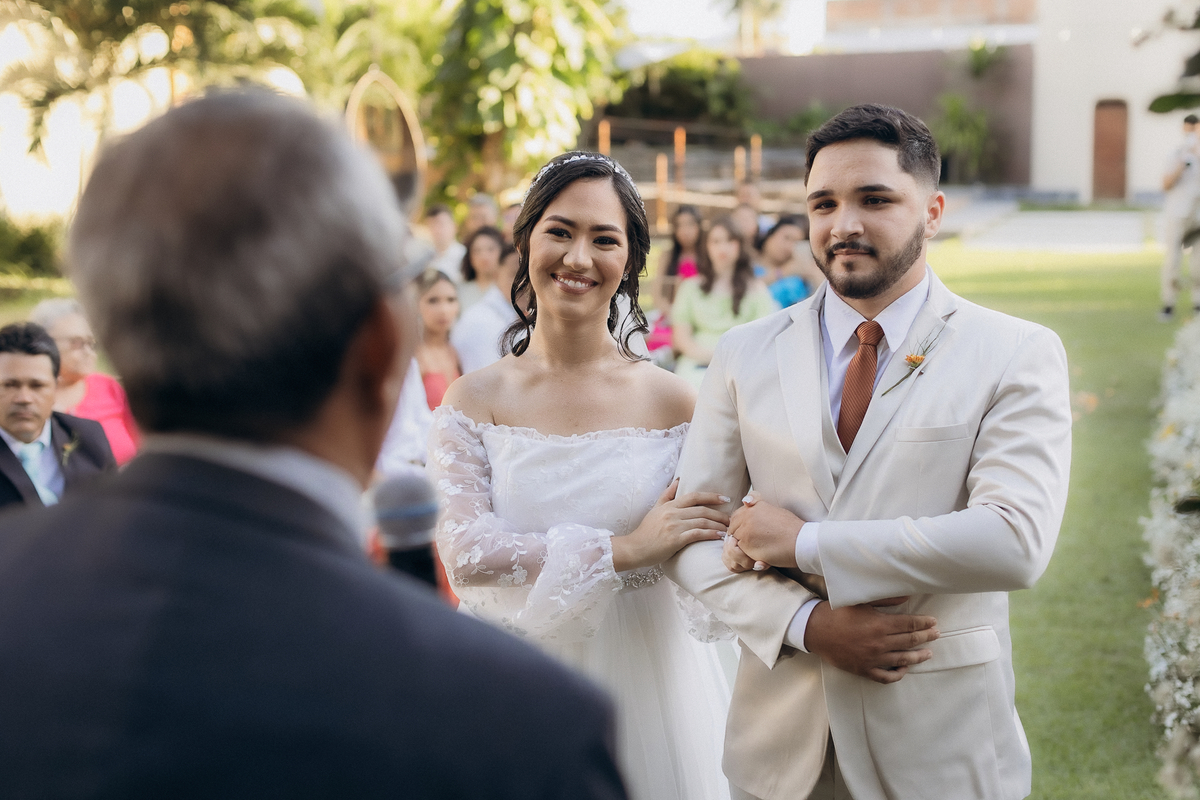 casamento de dia, porto castelo, Santa Rita, noivos emocionados