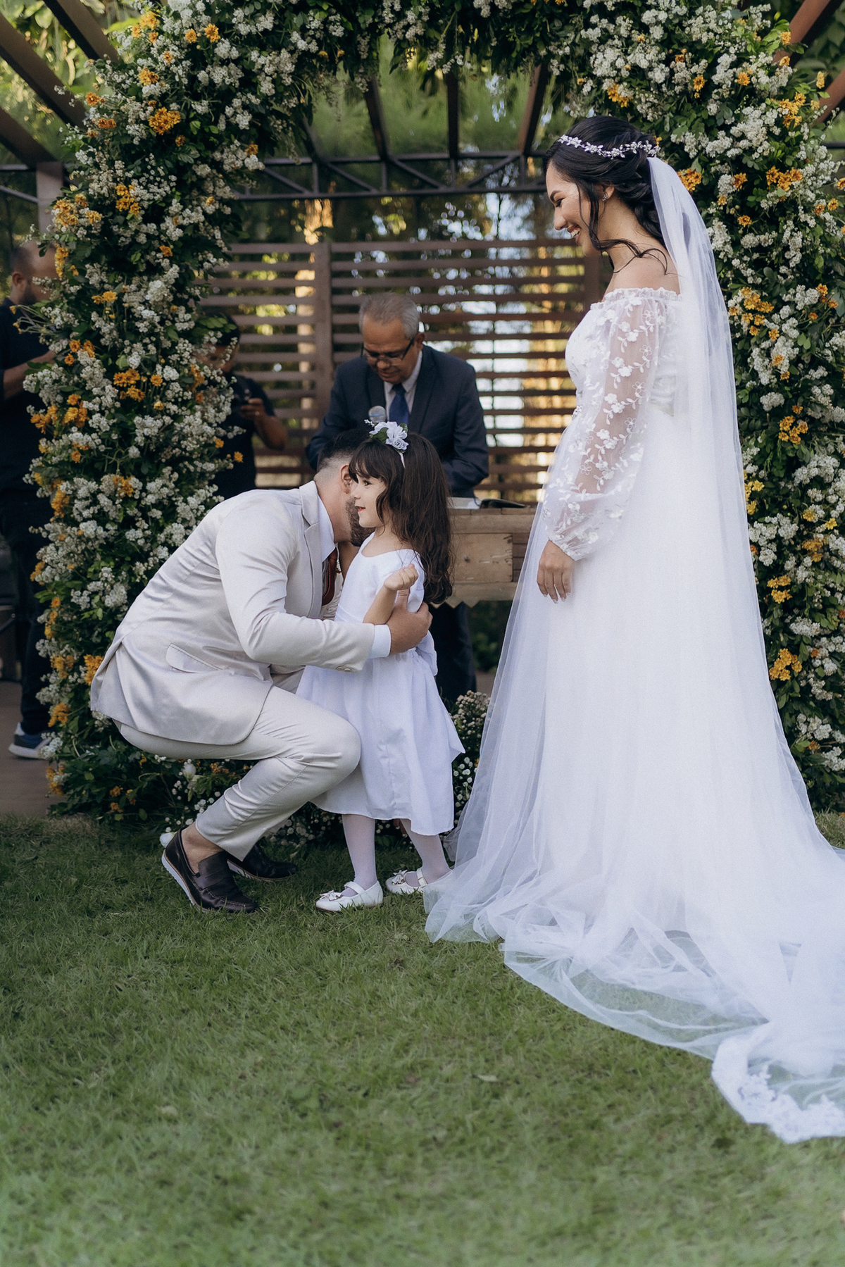 casamento de dia, porto castelo, Santa Rita, noivos emocionados