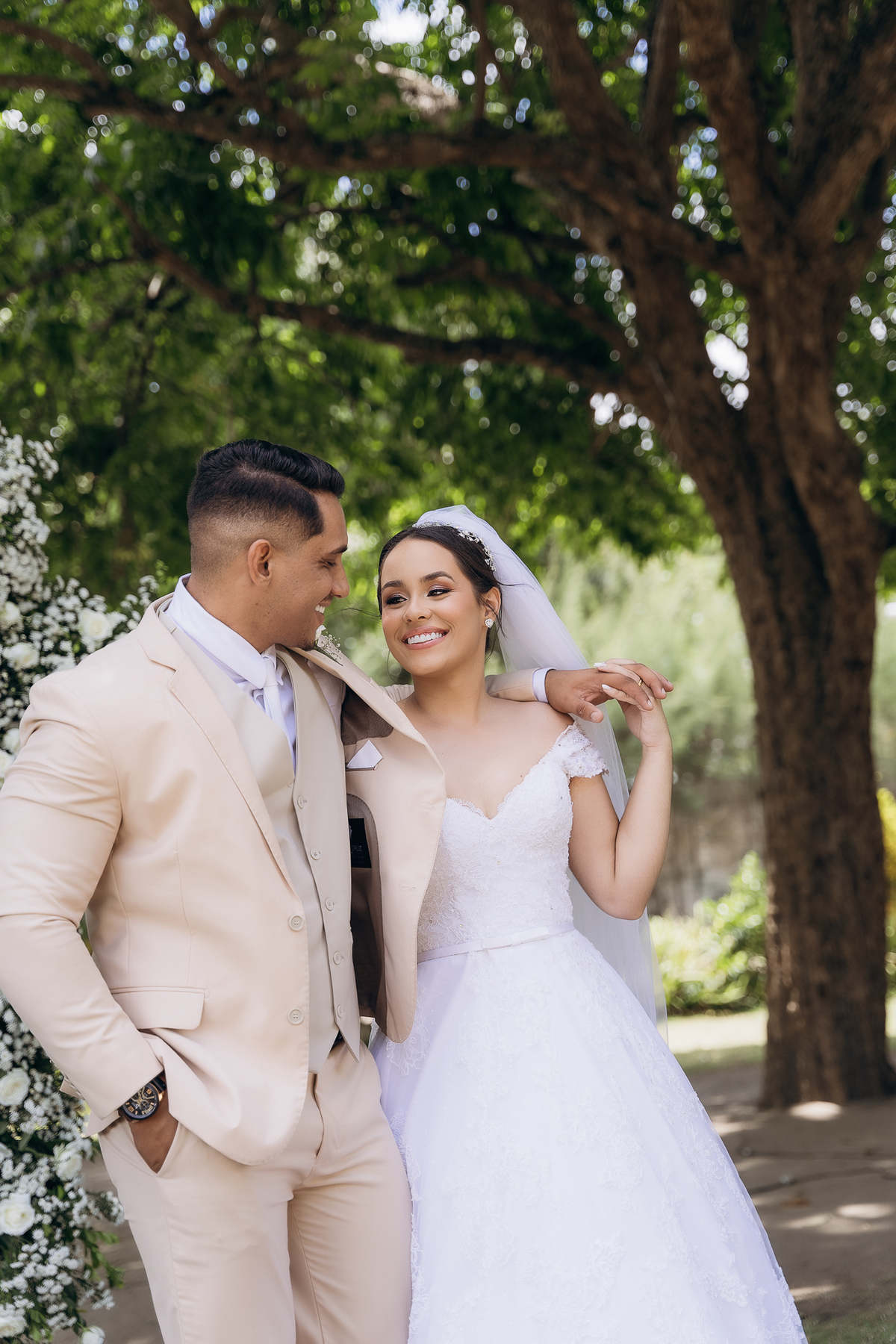 casamento de dia, chácara Lá vie, João Pessoa, Daniel Araujo fotografia, fotografo em João Pessoa, fotografo de casamento, casamento ao ar livre, noivos emocionados,