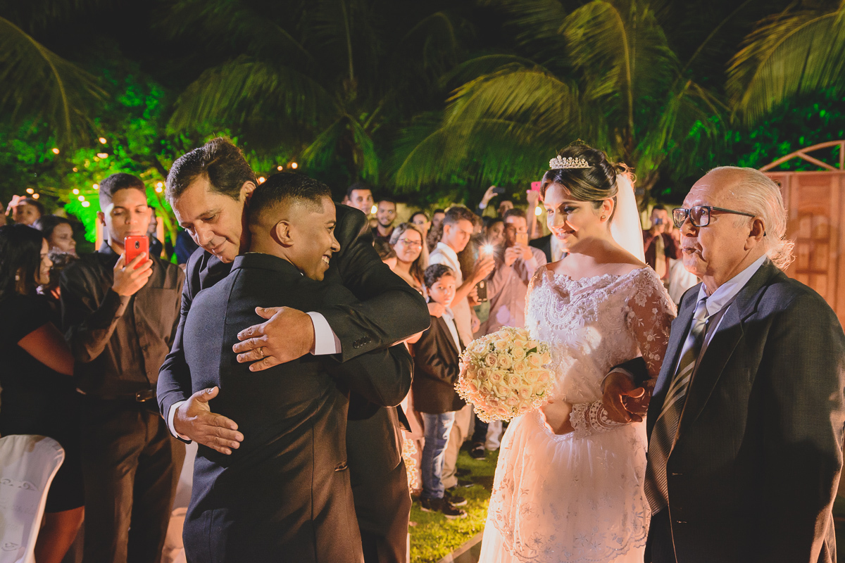 Casamento em João Pessoa - Chácara NBS - Wedding Lucas e Eduarda - fotos expontâneas de casamento - decoração de casamento - entrada da noiva