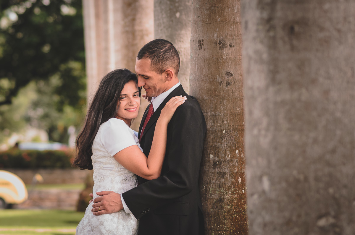 O ensaio de elisangela e giacomo aconteceu no templo mormon na cidade de recife no estado do pernambuco, com fotos lindas e cheias de espontaniedade