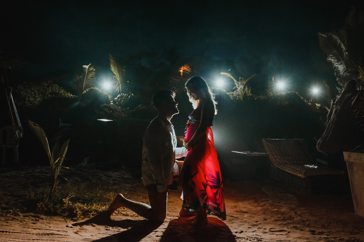 Ensaio de casal, Ensaio pré wedding na praia, ensaio pré casamento, praia de tambaba, litoral sul da paraíba, Daniel Araujo Fotografia, fotografo em João Pessoa, fotos criativas de casal, Canyon da praia de Coqueirinho, João Pessoa, fotos em dia nublado