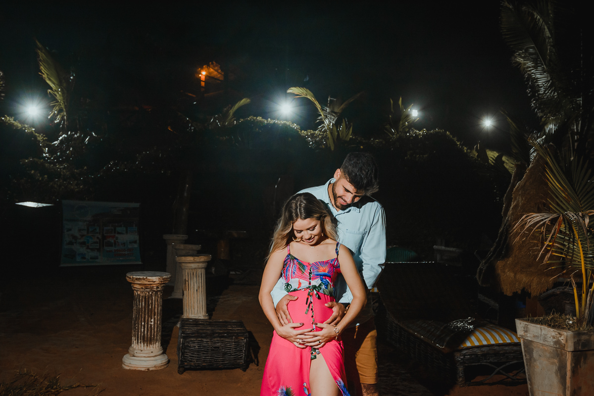 Ensaio de casal, Ensaio pré wedding na praia, ensaio pré casamento, praia de tambaba, litoral sul da paraíba, Daniel Araujo Fotografia, fotografo em João Pessoa, fotos criativas de casal, Canyon da praia de Coqueirinho, João Pessoa, fotos em dia nublado