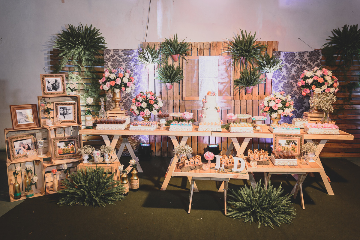 casamento emerson e Luana, espaço verde Green, bancários, casamento de dia em João Pessoa, fotos criativas, fotos emocionantes, noivos felizes, convidados emocionados no casamento, João Pessoa,  noivos se olhando, fotos pousadas noivos