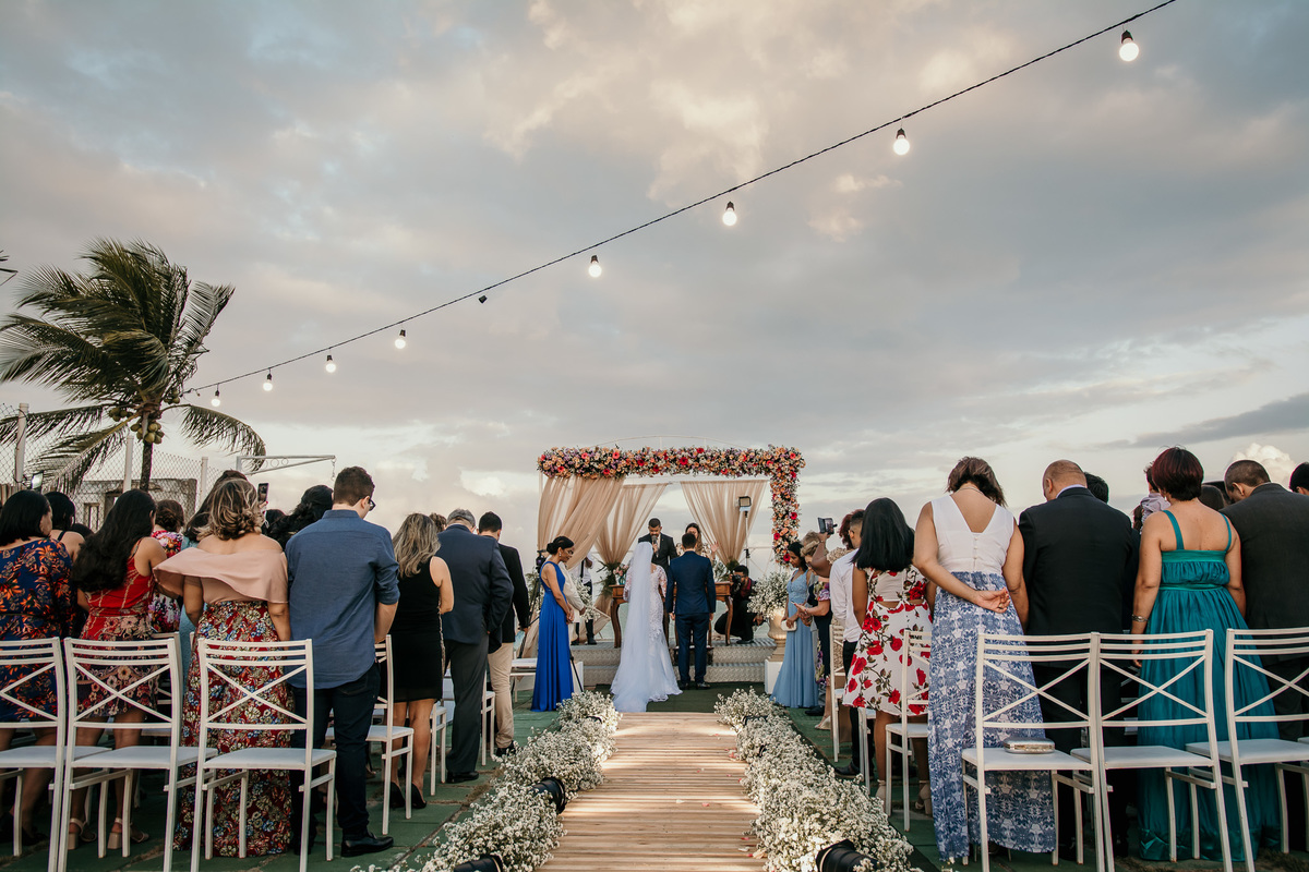 casamento, wedding, ilha de Itamaracá, pernambuco, recife, João Pessoa, forte Orange, fotos emocionantes de casamento, fotos  casamento na praia, cerimonia de casamento, casamento na praia, fotos do noivo,convidados emocionados, decoração de wedding praia