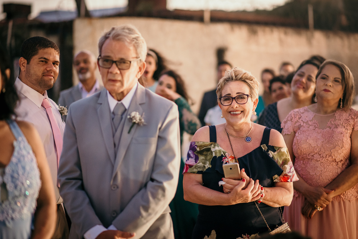 casamento, wedding, ilha de Itamaracá, pernambuco, recife, João Pessoa, forte Orange, fotos emocionantes de casamento, fotos  casamento na praia, cerimonia de casamento, casamento na praia, ,convidados emocionados, votos dos noivos, noivos felizes,