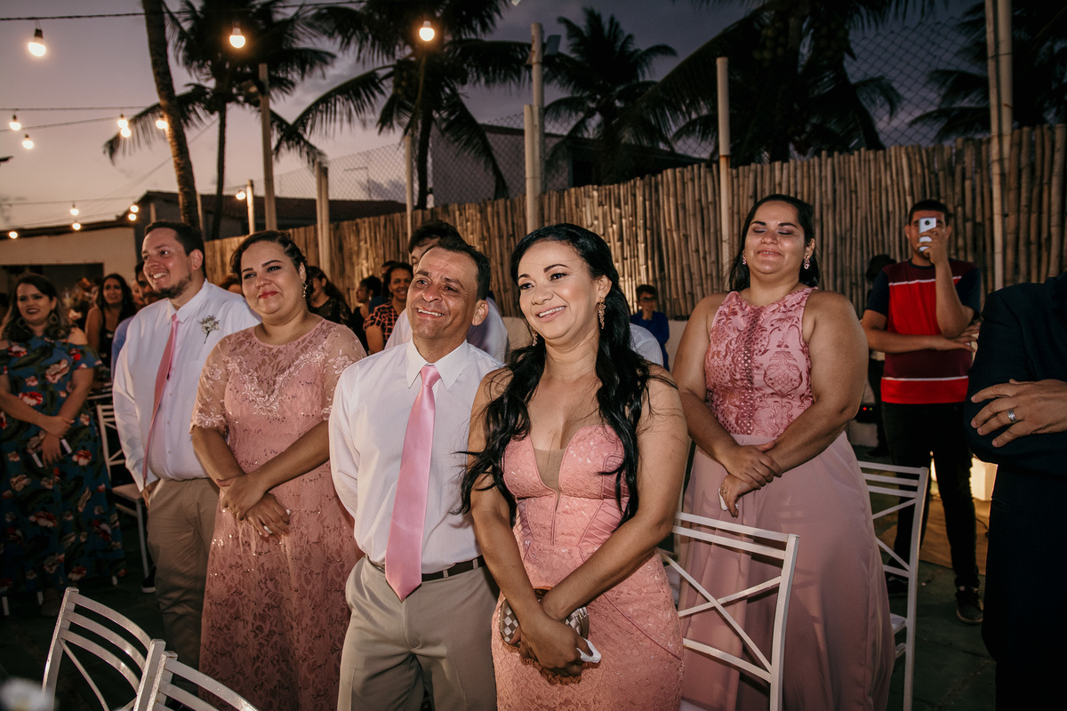 casamento, wedding, ilha de Itamaracá, pernambuco, recife, João Pessoa, forte Orange, fotos emocionantes de casamento, fotos  casamento na praia, cerimonia de casamento, casamento na praia, ,convidados emocionados, votos dos noivos, noivos felizes,