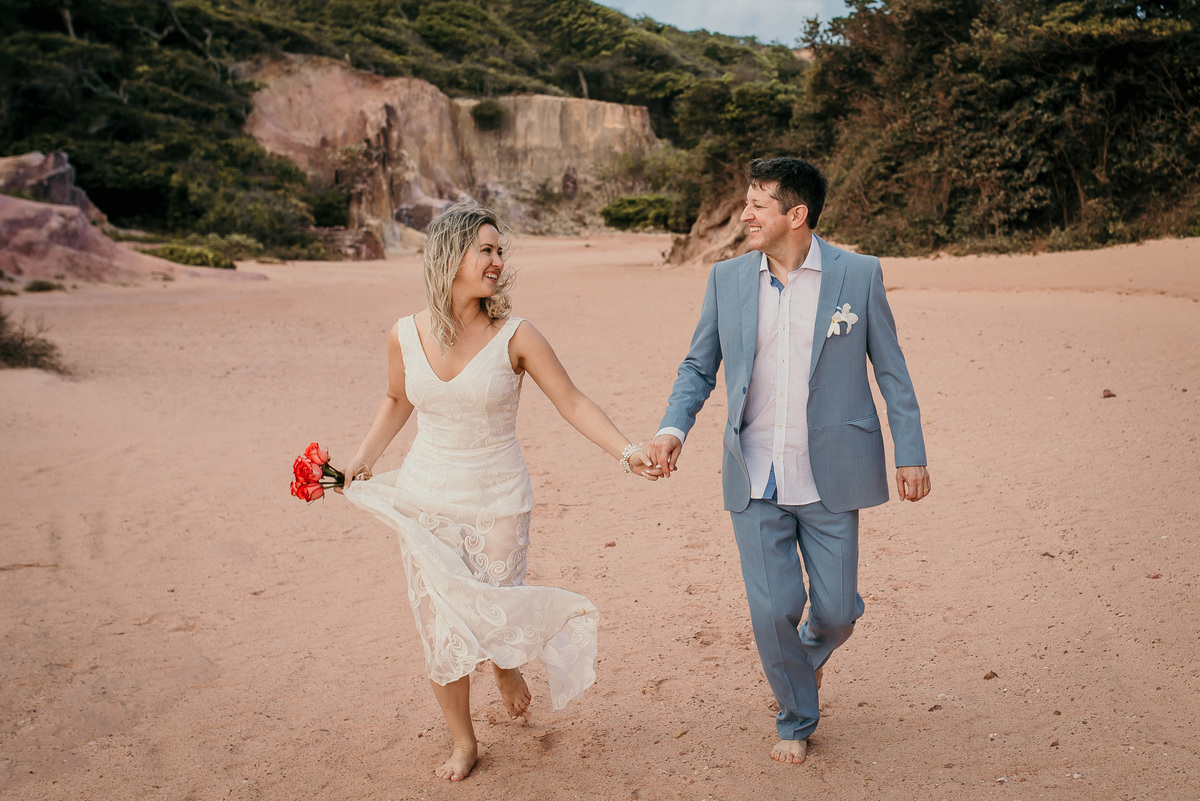 ensaio pré casamento, fotos de pré casamento espontaneas e criativas, fotos pré casamento na praia, dedo de Deus, praia de tambaba, litoral sul da paraíba, fotografo de João Pessoa, Litoral Sul da Paraiba, Canyons da Praia de Coqueirinho,