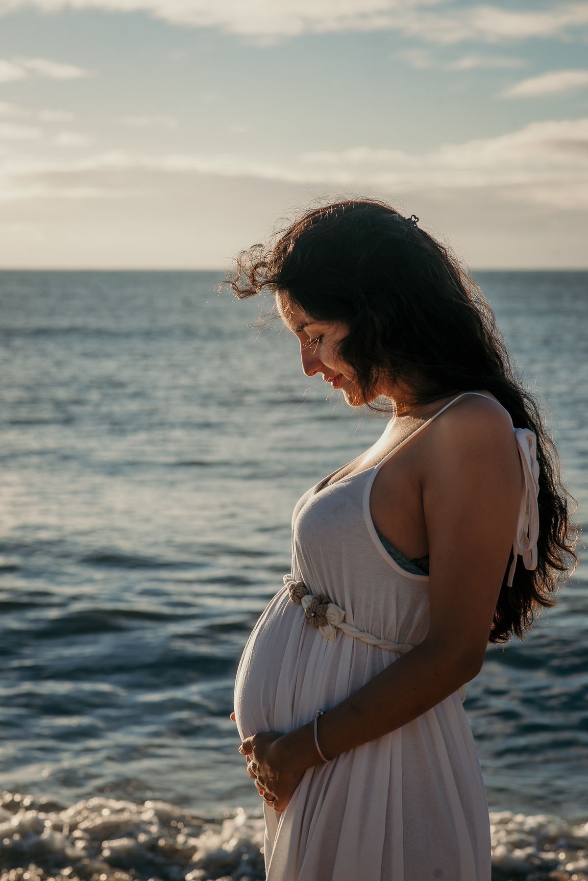 Ensaio ao nascer do sol, ensaio gestante, praia do cabo branco, João Pessoa, pra de João Pessoa, por do sol em João Pessoa