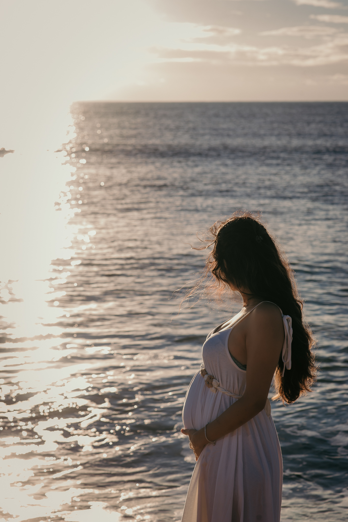 Ensaio ao nascer do sol, ensaio gestante, praia do cabo branco, João Pessoa, pra de João Pessoa, por do sol em João Pessoa