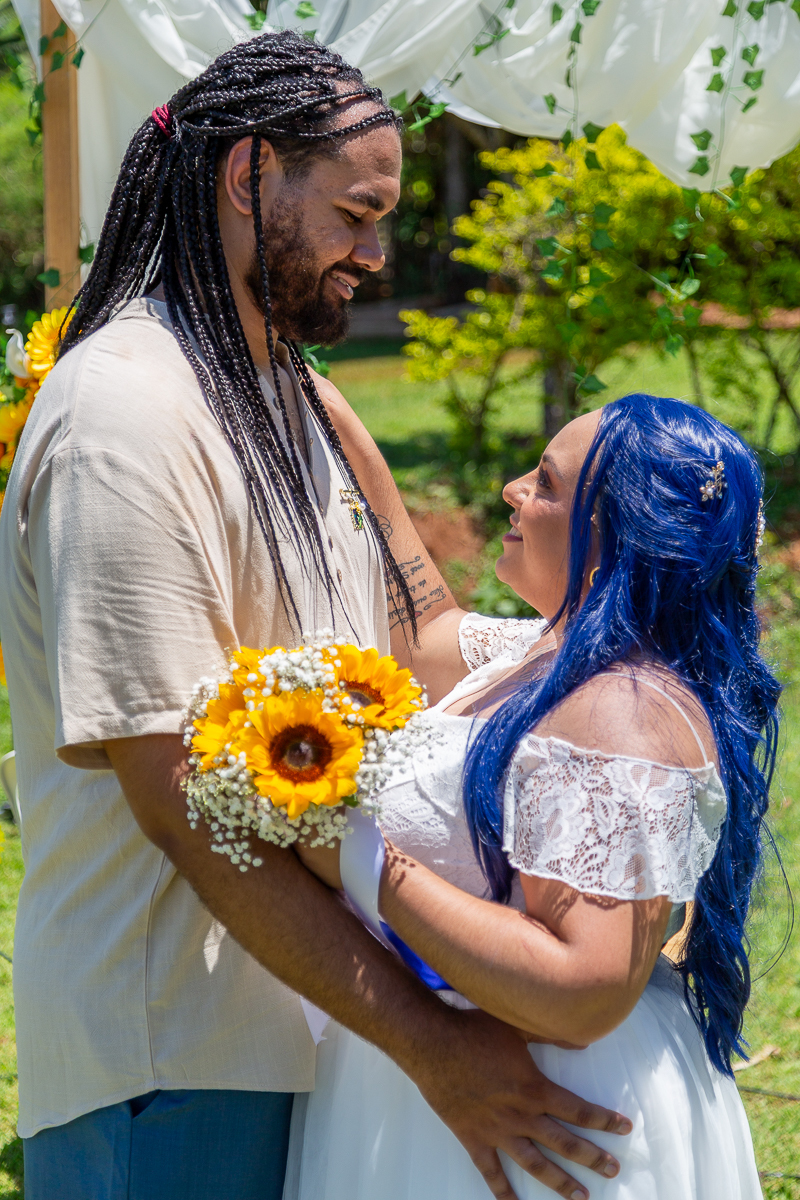 Beijo dos Noivos em casamento em Pindamonhangaba - Studio i