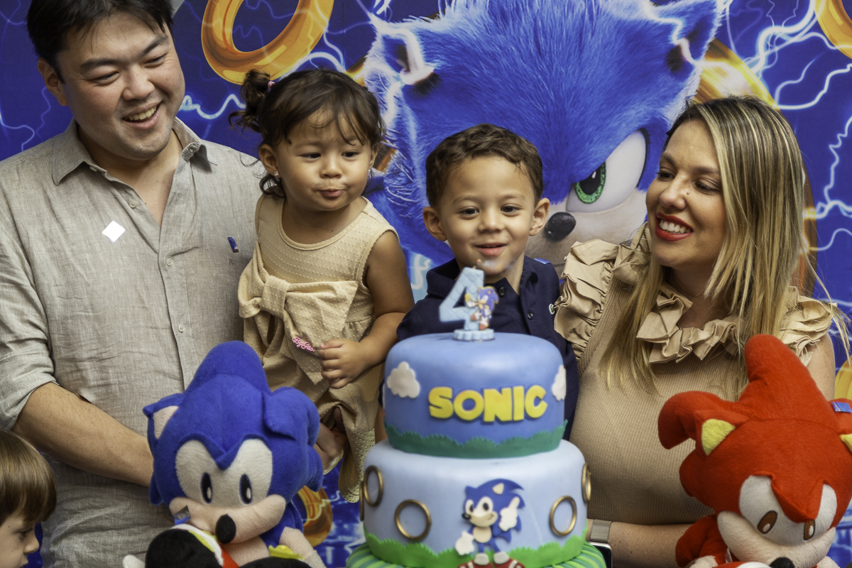 Hora do parabéns no Salão Blue Pepper Taubaté.