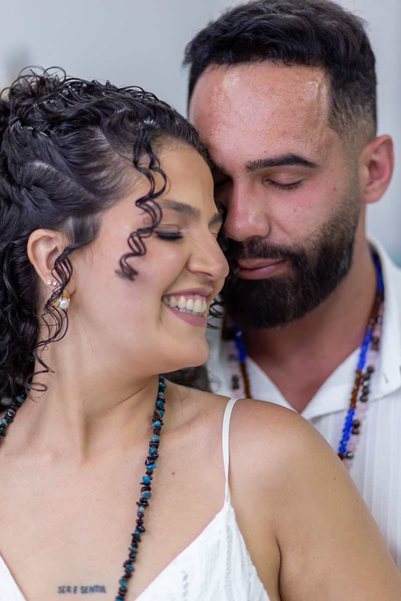 Momentos reais e espontâneos do casamento de Dani e Flávio. O olhar atento de Dan Martins, fotógrafo há 13 anos.