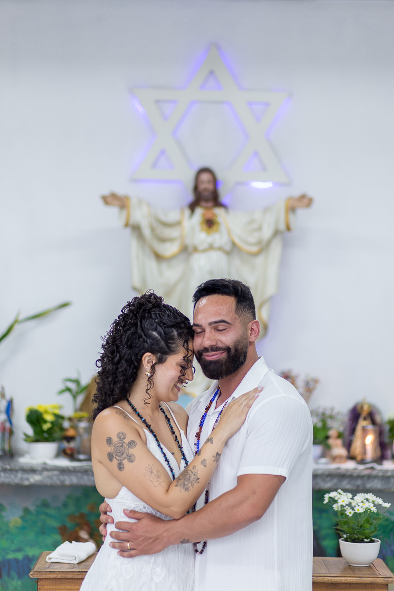 Momentos reais e espontâneos do casamento de Dani e Flávio. O olhar atento de Dan Martins, fotógrafo há 13 anos.