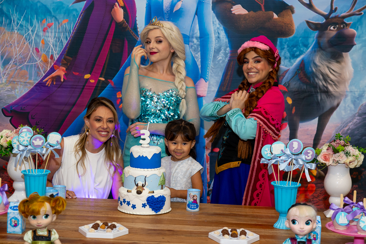 Acompanhando o crescimento da Laura desde a barriga! Fotografia documental de família em Taubaté.