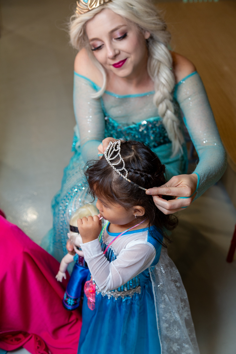 A alegria genuína da infância capturada com estilo documental. Cobertura de aniversário infantil em Taubaté.