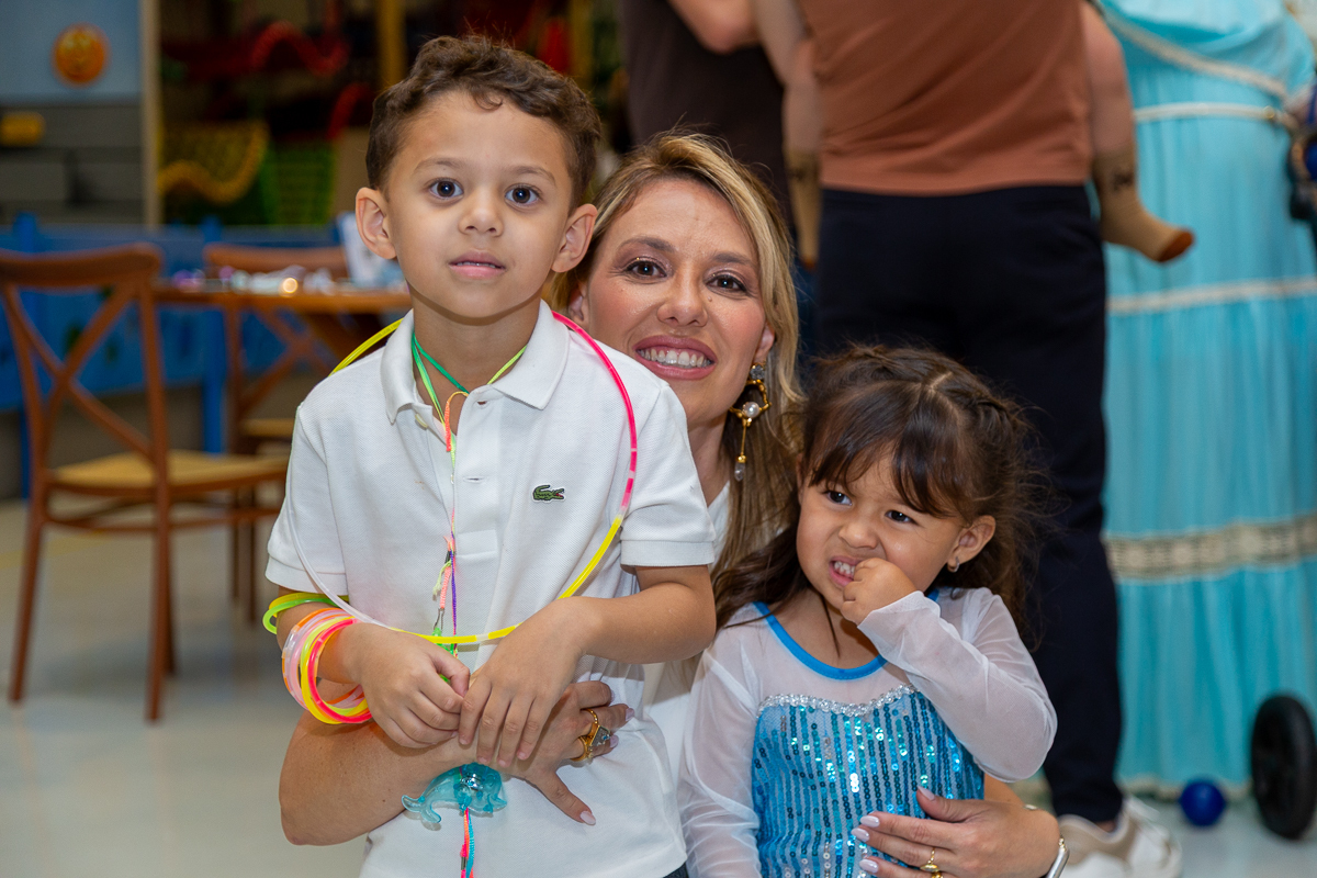 Acompanhando o crescimento da Laura desde a barriga! Fotografia documental de família em Taubaté.