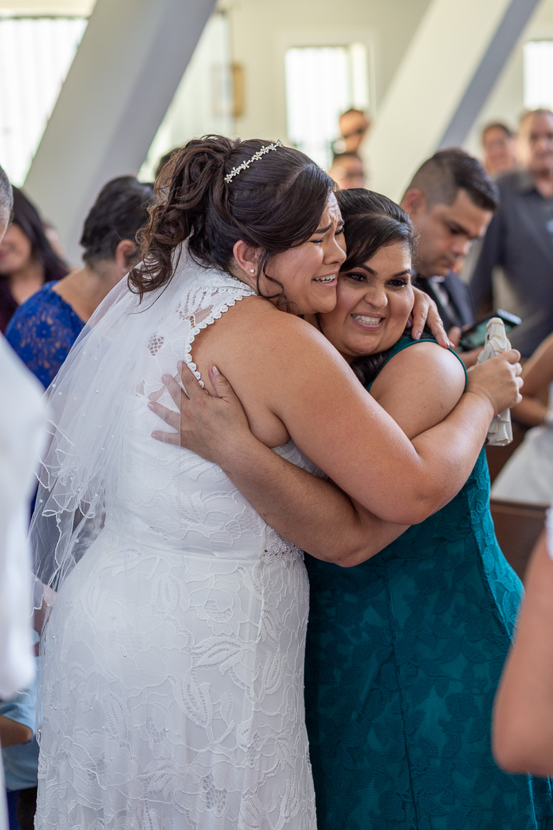 O presente surpresa da família: emoção no casamento de Elaine e Airton em Roseira. Fotografia documental de casamento