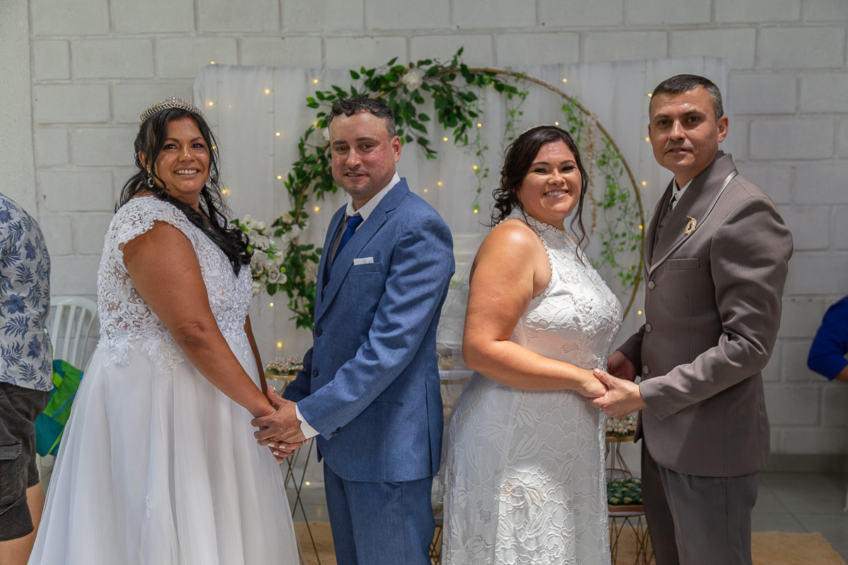 Fotógrafo de casamento no Vale do Paraíba com 13 anos de experiência. Álbuns premium e memórias reais em Roseira SP.