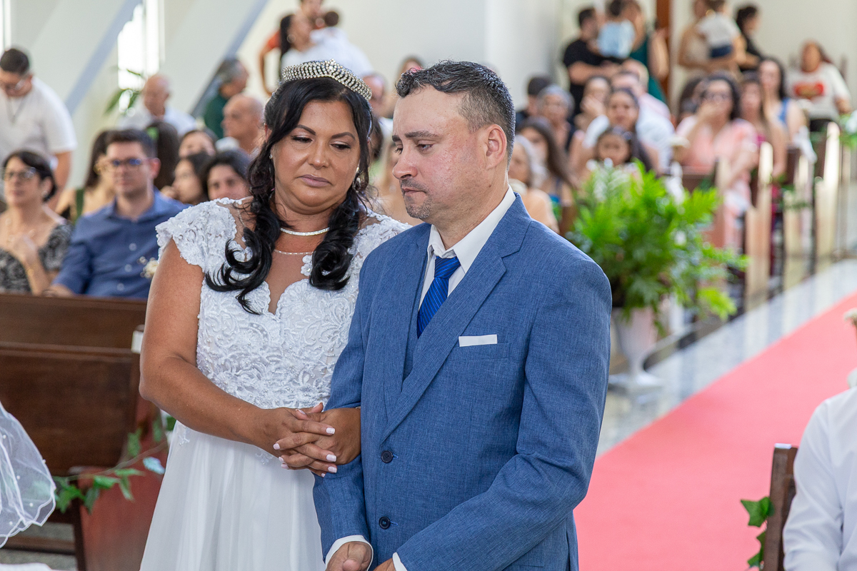 Cerimônia de casamento duplo na Comunidade Nossa Senhora Aparecida em Roseira SP. Fotografia por Studio i - Dan Martins e Ana Almeida.
