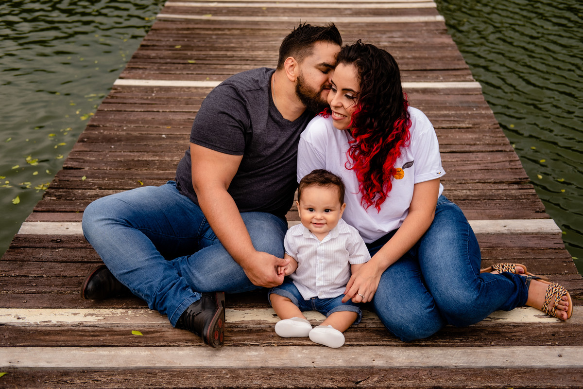 Família feliz na chácara do neri