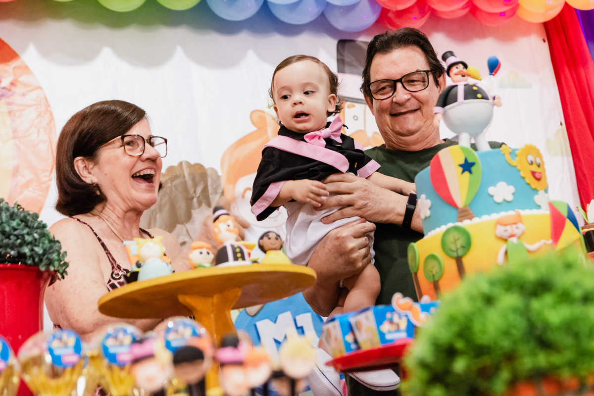 Aniversário com vovô e vovó