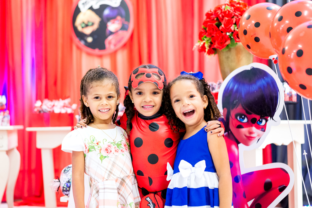 aniversário da Mari