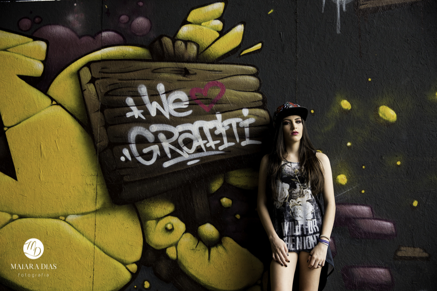 Ensaio fotografico 15 anos Isabel estação fepasa grafite trem haras estancia montagner campinas - sp Maiara Dias Fotografia