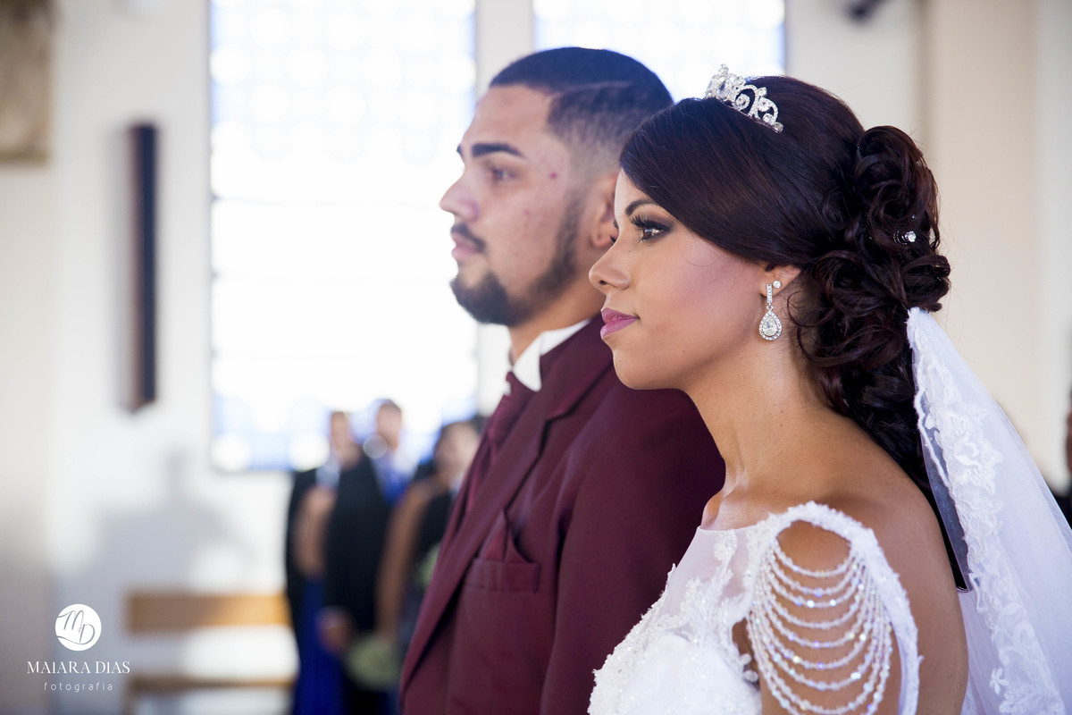 Foto do casamento Dhenyfer e Marcelo cerimonia na igreja Sao Pedro apostolo Sumare - SP