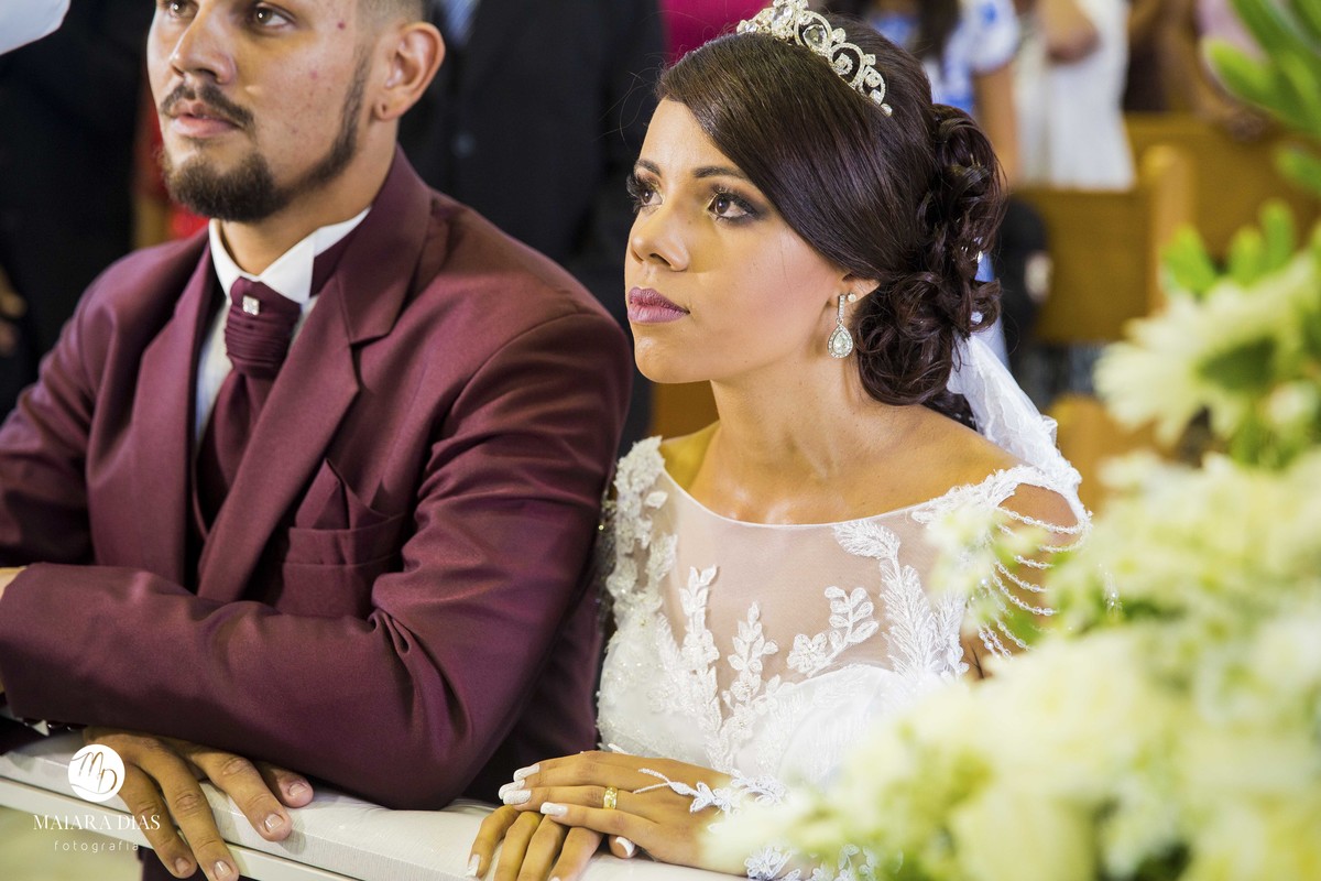 Foto do casamento Dhenyfer e Marcelo  na cerimonia na igreja Sao Pedro apostolo Sumare - SP