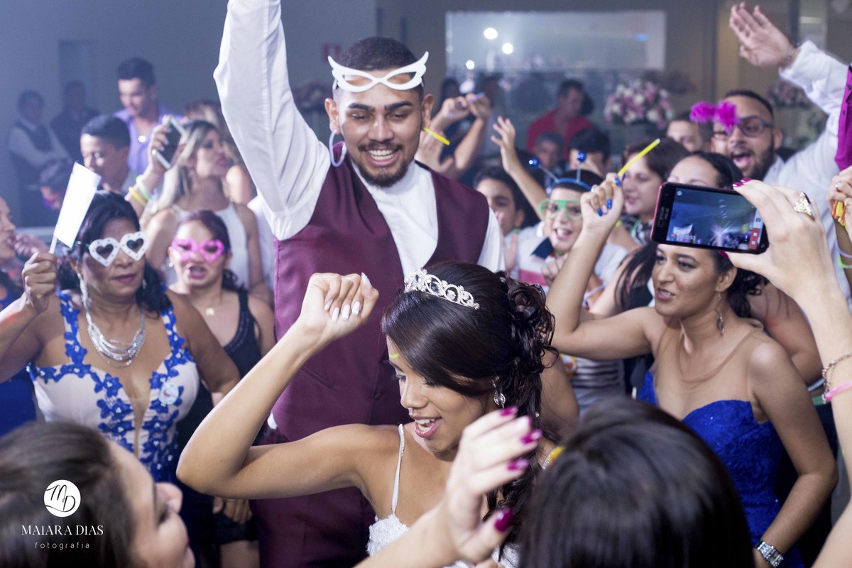 Foto balada de um casamento em Americana - SP no salão Sucesso Eventos