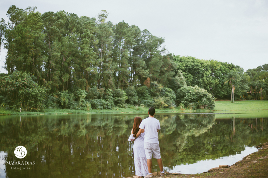 Ensaio Fotografico Pre Wedding Jaqueline e Glauco Holambra SP flores chales casas moinho Maiara Dias Fotografia
