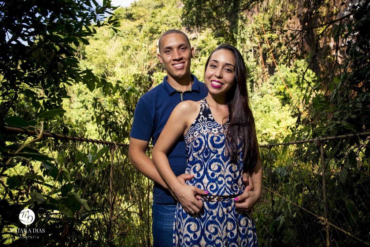 Ensaio fotografico casamento Pre Wedding Carla e Junior Brotas - SP Maiara Dias Fotografia