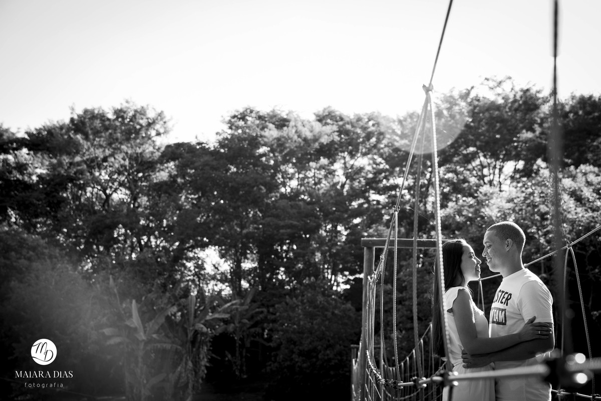 Ensaio fotografico casamento Pre Wedding Carla e Junior Brotas - SP Maiara Dias Fotografia